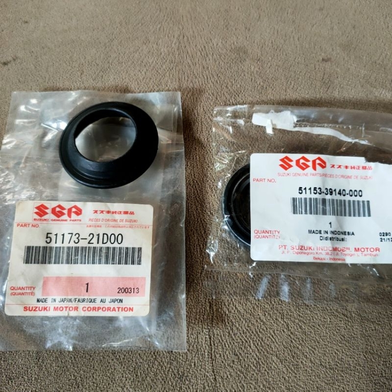 SEAL SIL SOK SHOCK SHOCKBREAKER DEPAN SATRIA 2TAK HIU LUMBA ORI ORIGINAL ORISINIL ASLI SGP 51173-21D