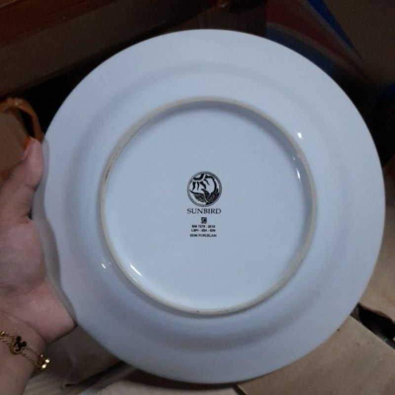 Piring Makan Keramik Sunbird Lismas 23Cm