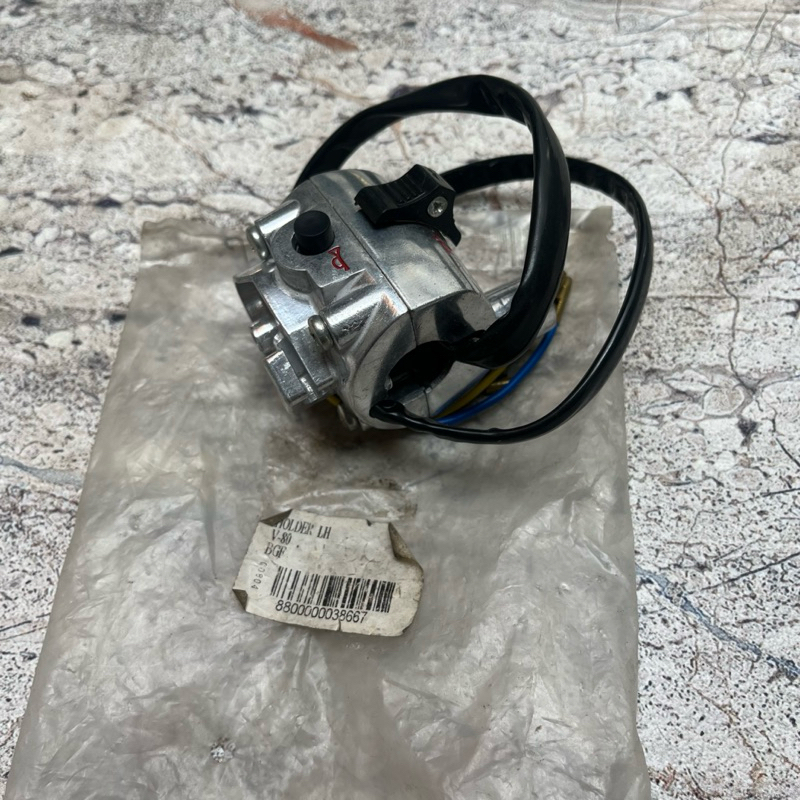 Holder kiri Yamaha V80 V80 Nos
