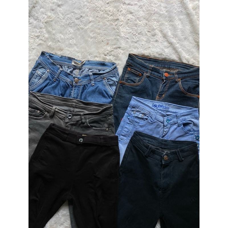 CELANA JEANS/CELANA WANITA/CELANA LEVIS/PRELOVED