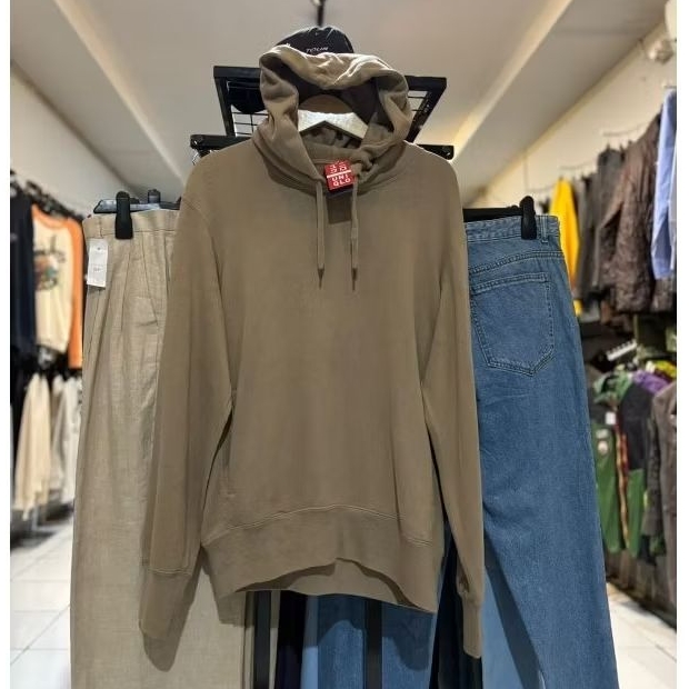 HOODIE PULLOVER SIZE UNIQLO