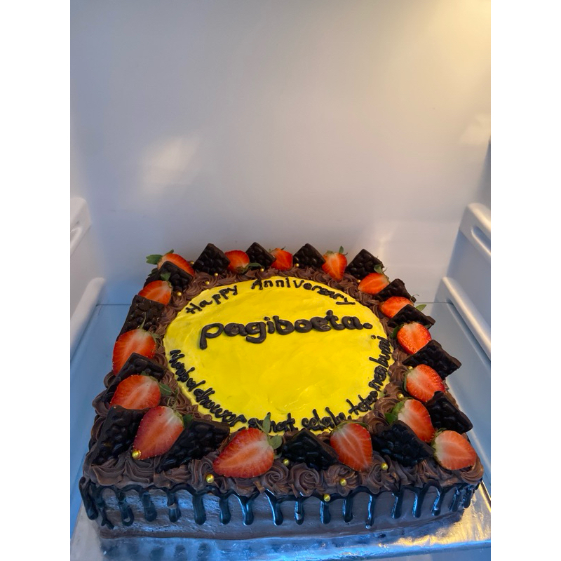 

cake premium/cake ulang tahun coklat uk 24/cake ulang tahun semarang/cake aniversary