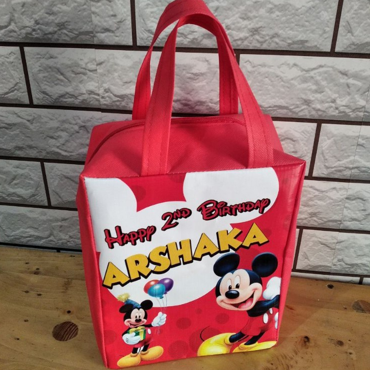 

[ 15 x 10 x 20 ] parcel / tas resleting / goodiebag / kuromi / doraemon / hampers / gift / kado