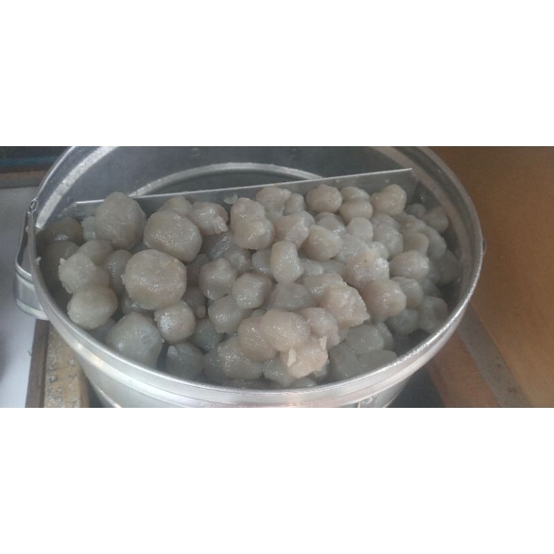 

cilok isi gajih sapi+cilok kecil tanpa isi