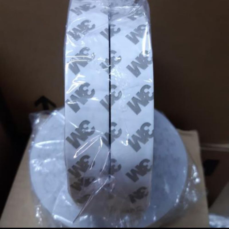 

Double tape 3M 9075i.20mm x 50m