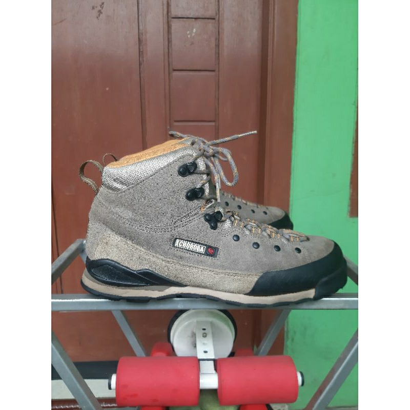 sepatu ECHOROBA outdoors 41