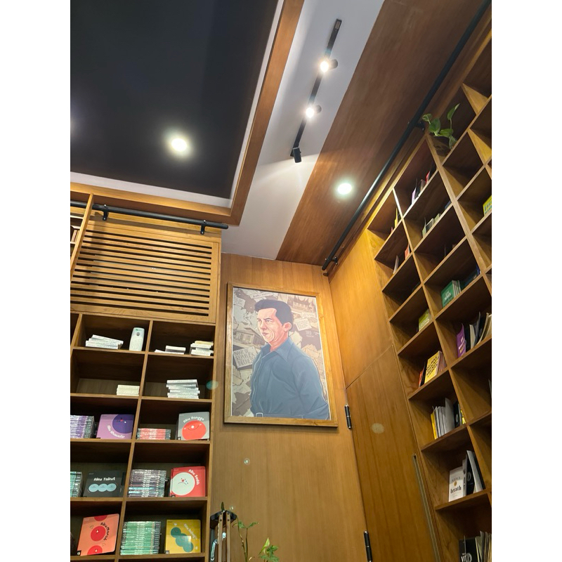 

bukudarilemariku | SPLIT BILL maks 5kg