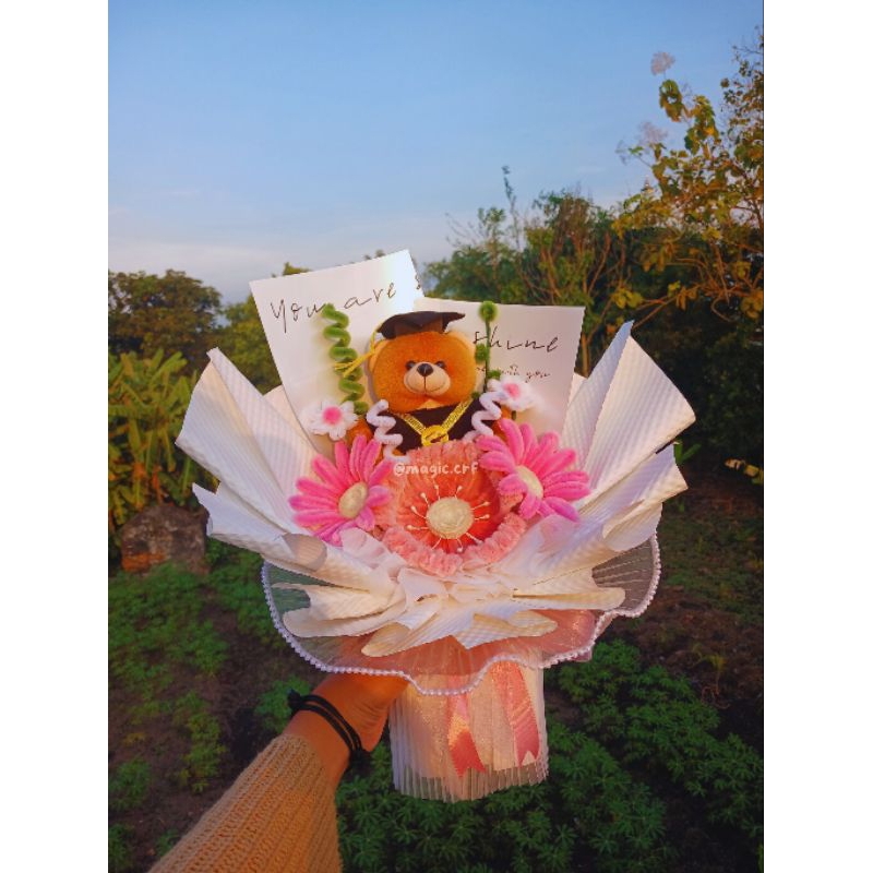 Buket Boneka Wisuda | Buket Wisuda | Buket Jombang | Size M