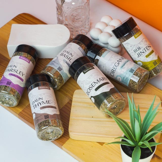 

RESTOEIBU Bumbu Rempah Daun Kering - Coarse Leaves Bumbu Dapur Rempah