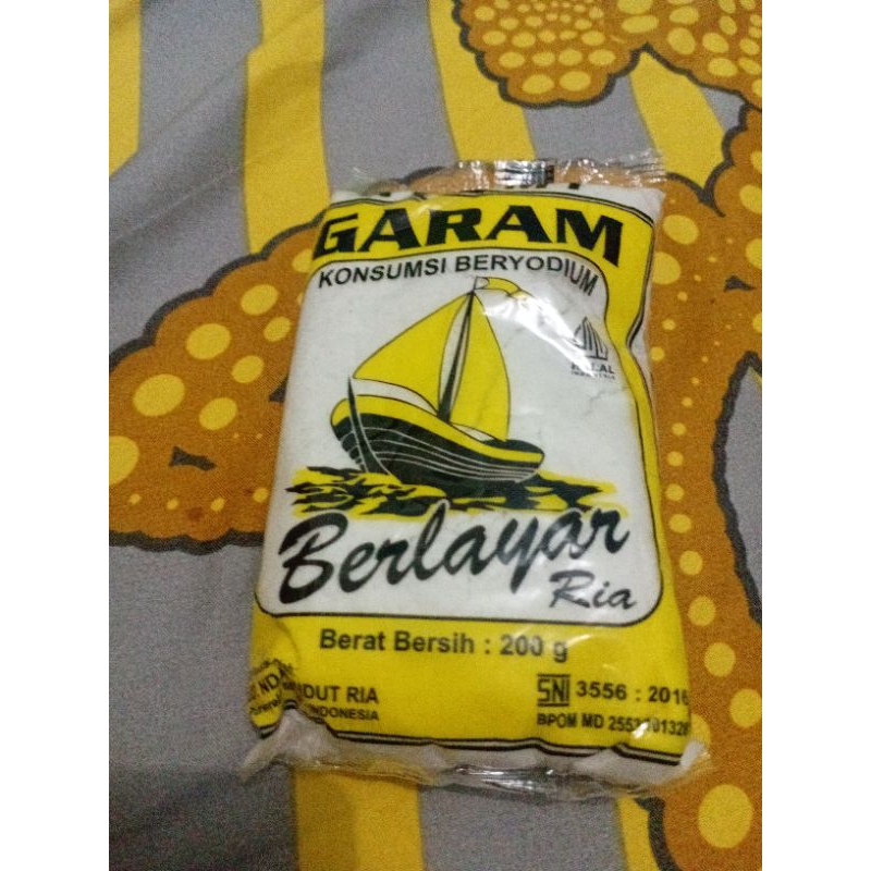 

Berlayar Ria Garam Asin Beryodiyum Himalaya 200g Halal SN 3556 2016 Meningkatkan Citarasa Masakan Lezat & Ekonomis dari Laut Indonesia - Bahan Salt