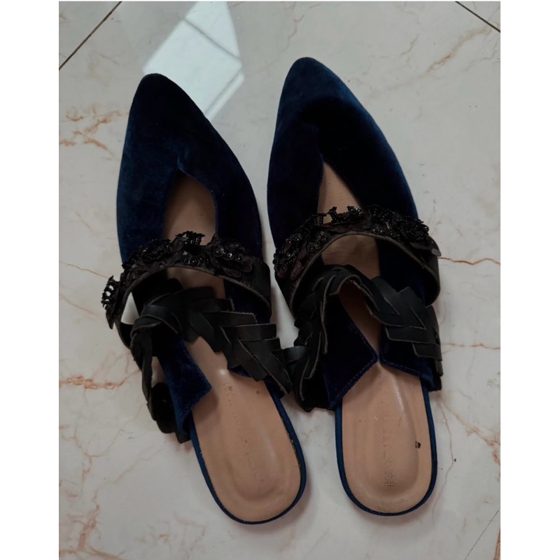 Sandal Pvra x Jeffry Tan