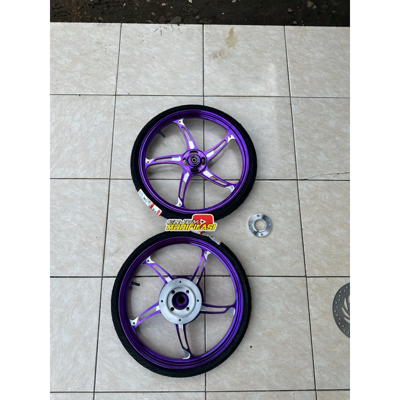 VND BINTANG LAUT RING 17 VARIO 160 Abs / cbs (siap pasang)