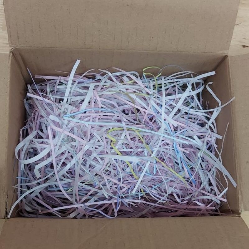 

Kertas cacah 1 Kg / Kertas serut shredded paper