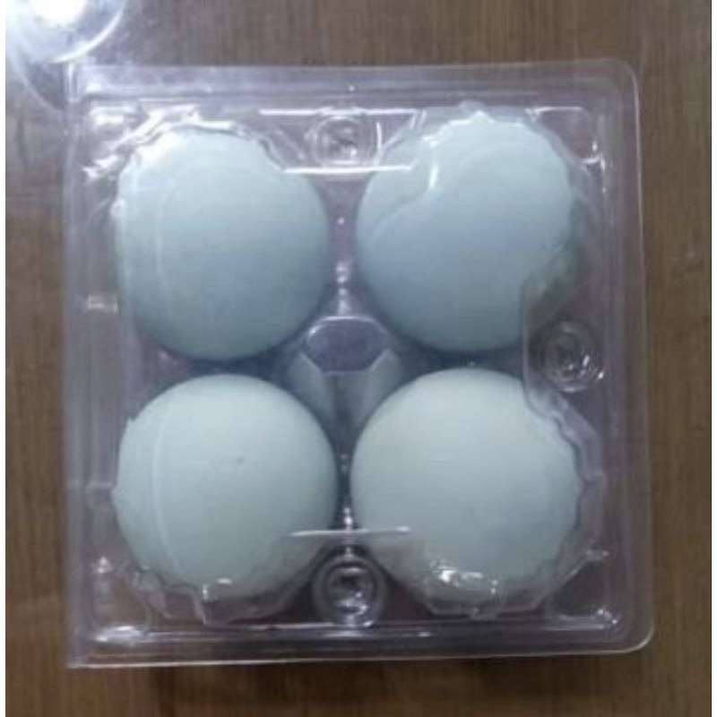

telur bebek tawar mentah kemasan mika isi 4 butir