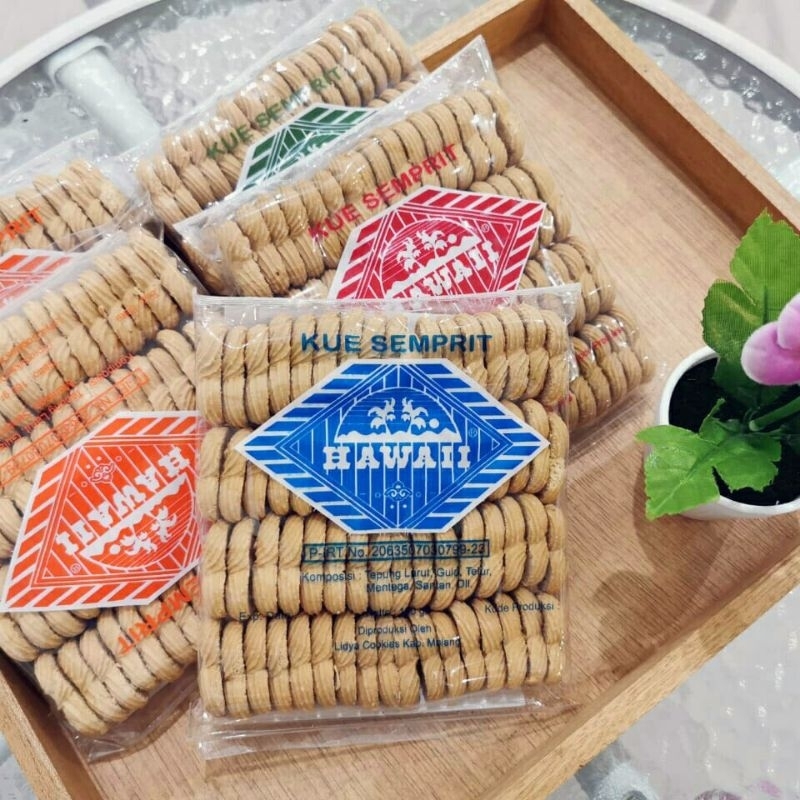 

Kue semprit sagu Hawaii 180 gr