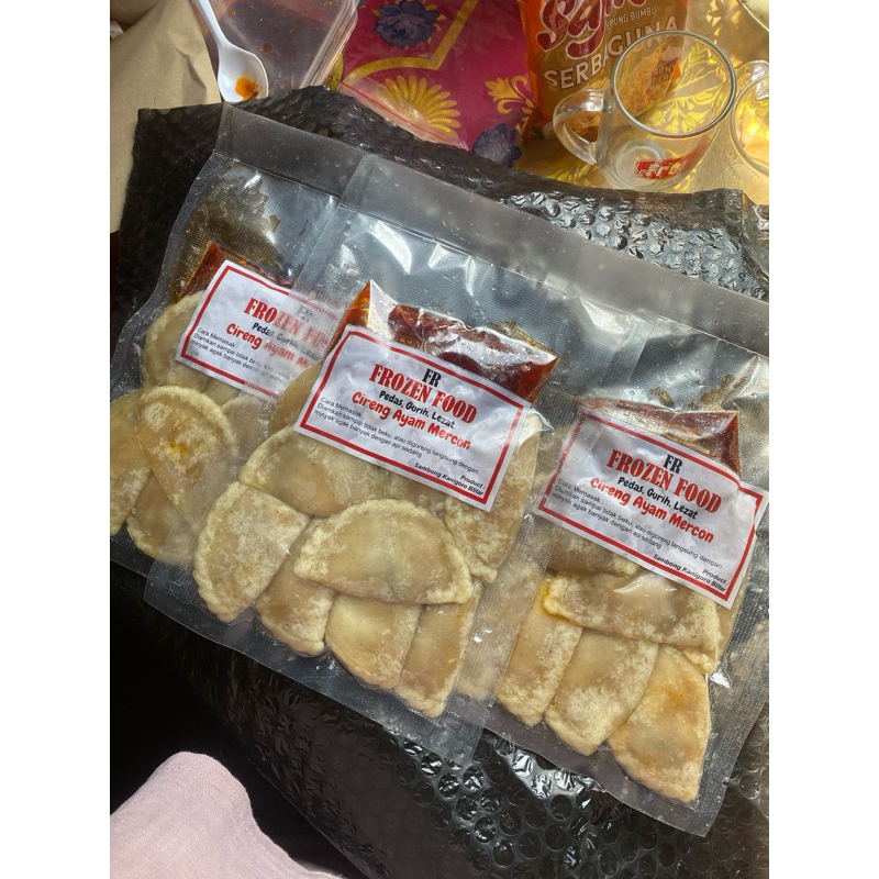 

cireng isi ayam suwir isi 10 pcs