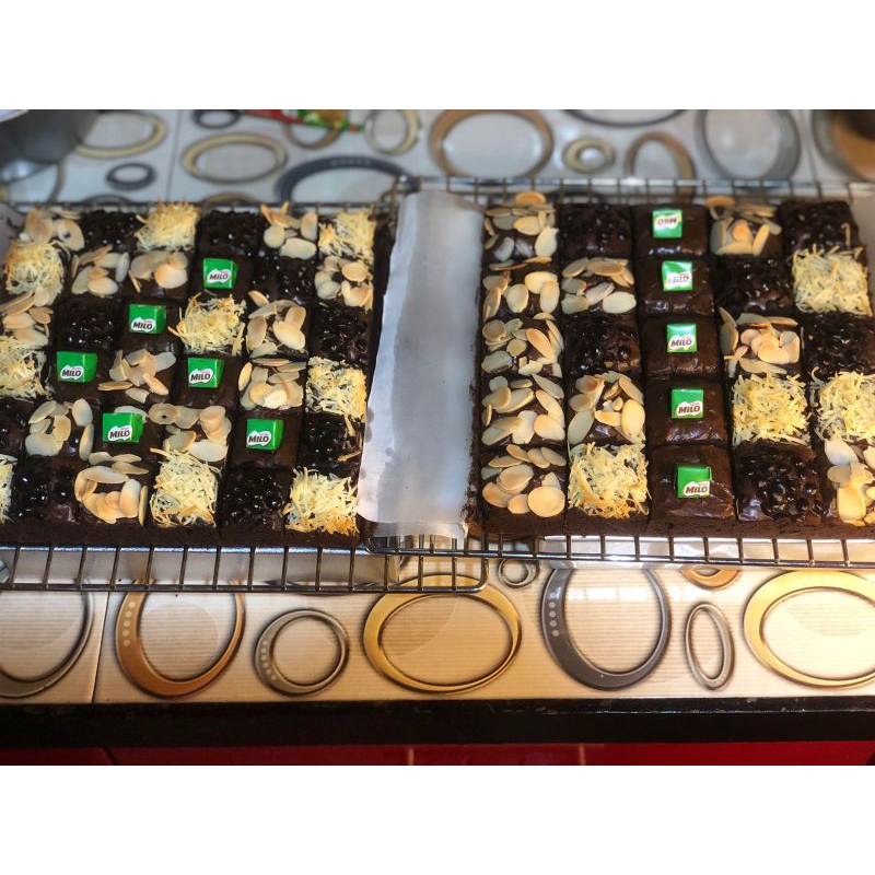 

brownies/bronies fudgy