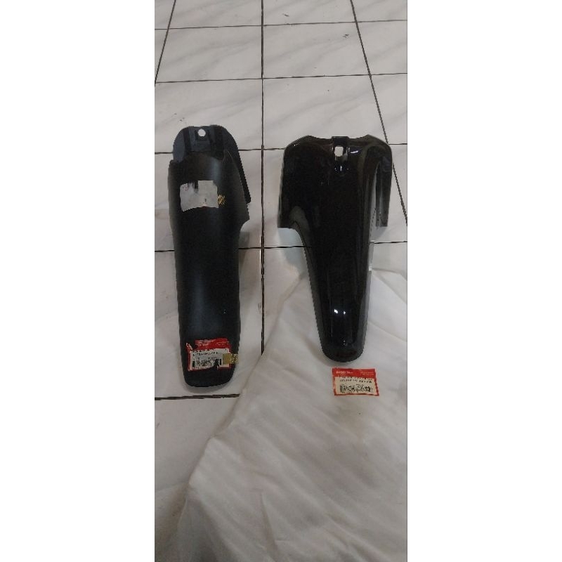 Spakbor depan A dan B untuk motor Kirana number part 61100KPW860FMB & 61200KPW900