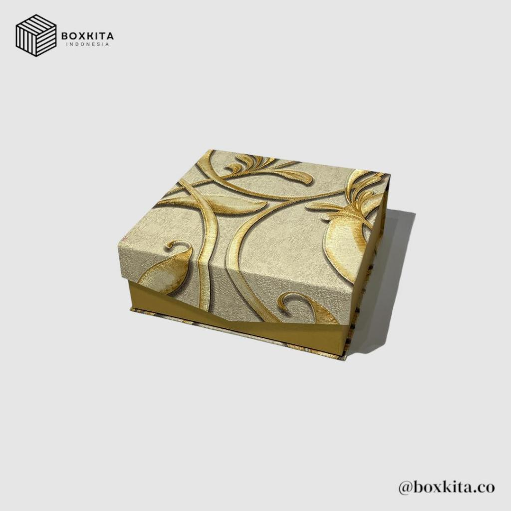 

Hampers Hardbox / Giftbox Wallpaper (Magnet) - 22cm x 22cm x 8cm