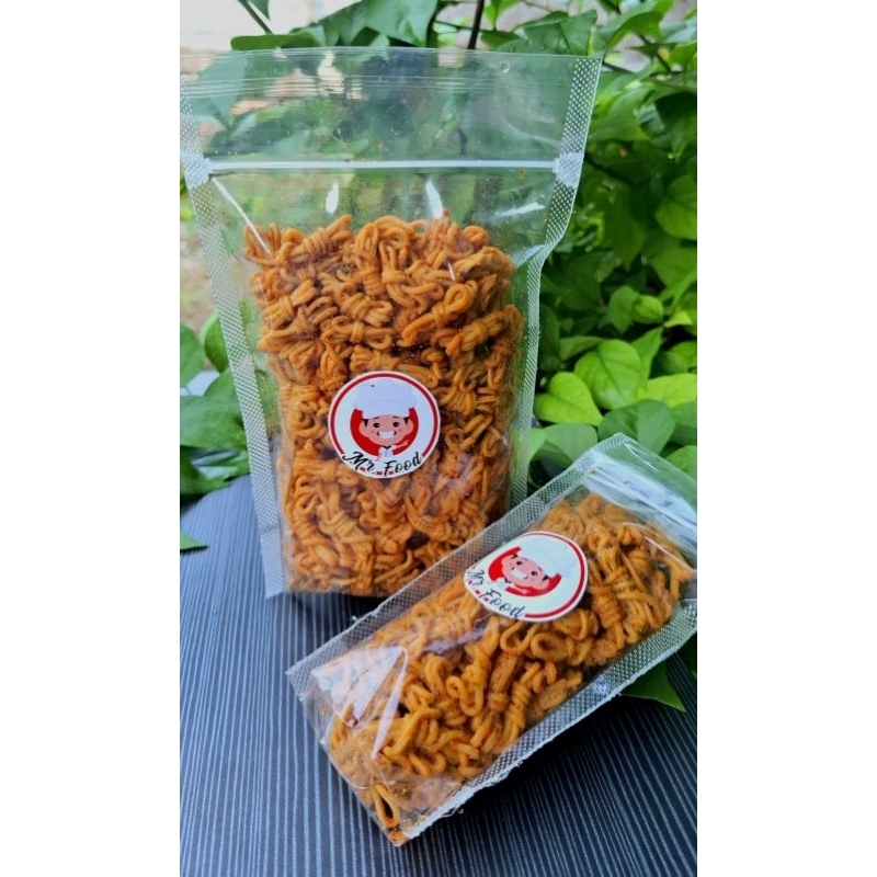 

Mie gulung pedas daun jeruk renyah/mie uwel renyah/cemilan viral