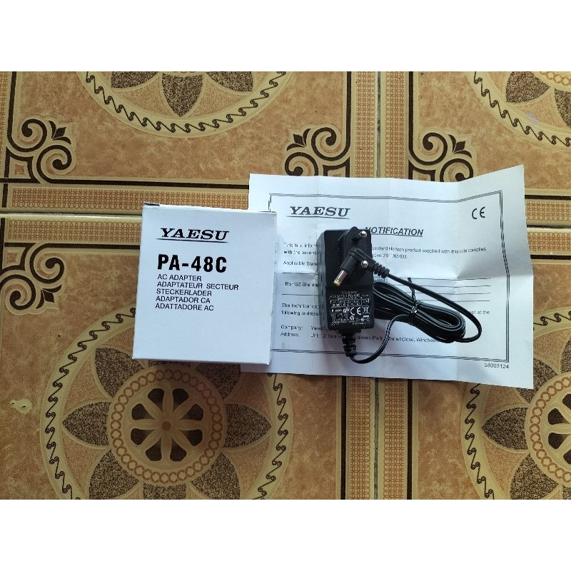YAESU PA48C ORIGINAL CHARGER YAESU VX5 VX6 VX7 VX8