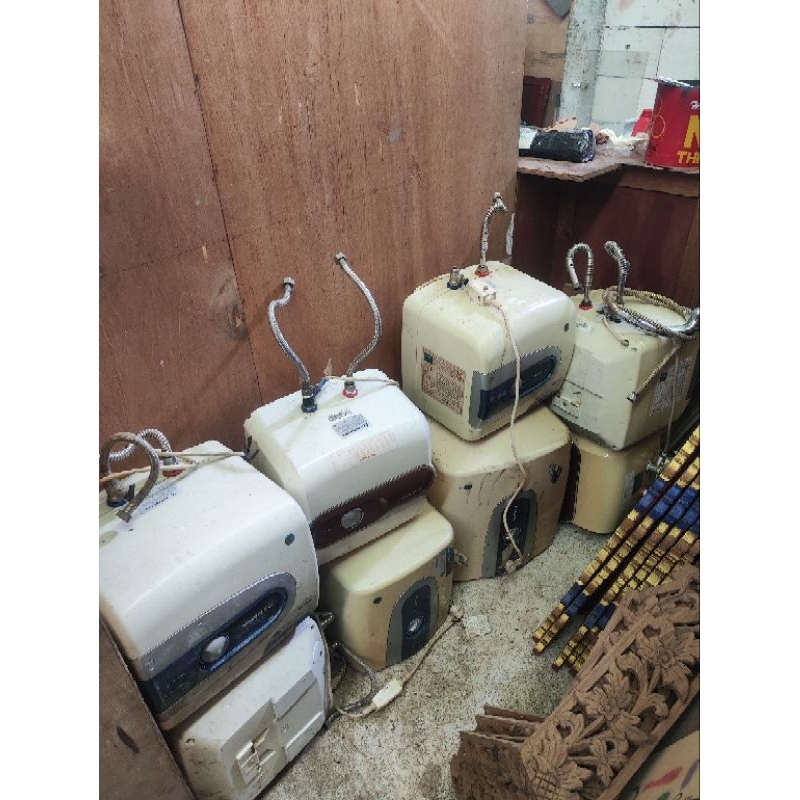 WATER HEATER LISTRIK MERK ARISTON