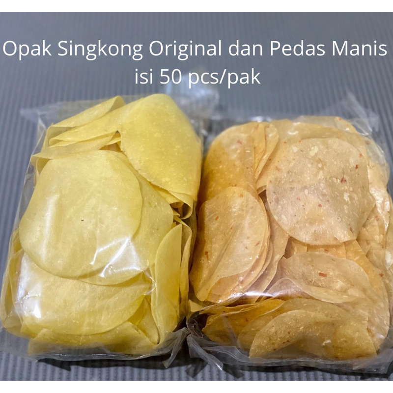 Opak singkong mentah rasa original dan pedas manis isi 50 pcs/pak. Beli 10 Harga Grosir