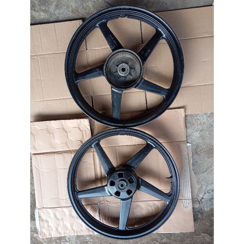 velg YAMAHA Vixion lama(old) standar depan belakang/depan aja/belakang aja ORIGINAL copotan
