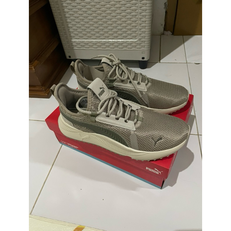 Sepatu Puma PacerFuture Street Plus Lace