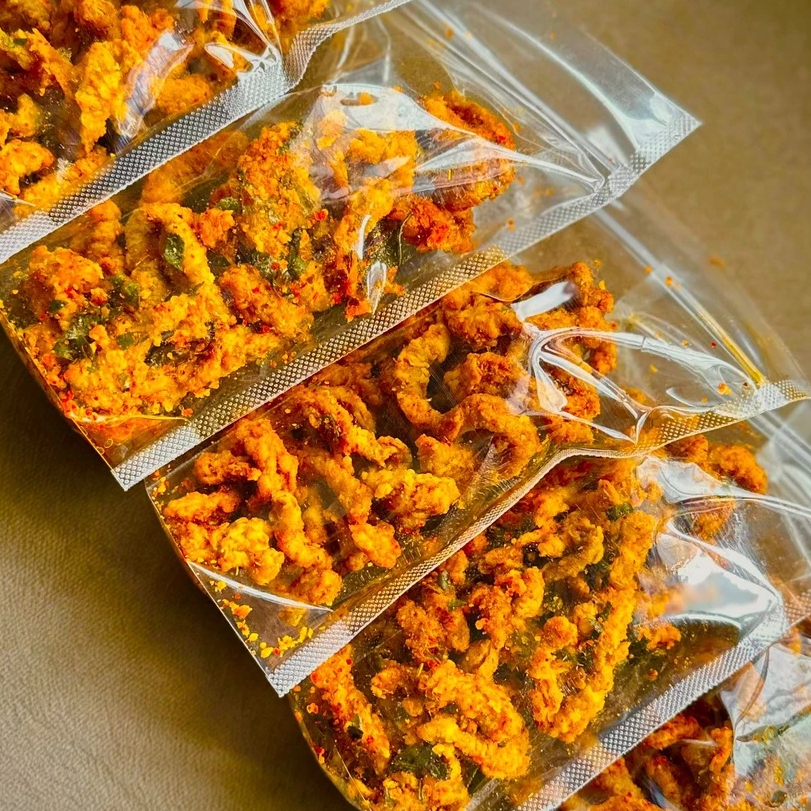 

Keripik Usus Ayam Pedas Daun Jeruk – Camilan Gurih Renyah Pedas – Snack Khas Bandung
