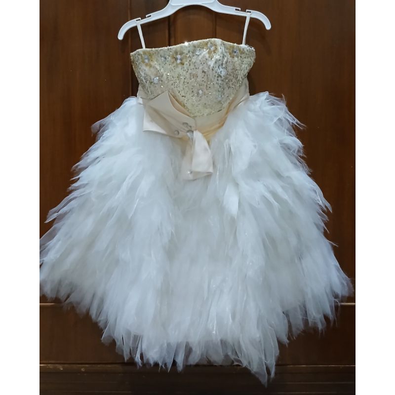 Gaun Pesta Wanita Remaja Putih Mewah Aksen Bulu Angsa dan Payet – Baju Pesta – Dress Formal Elegant 