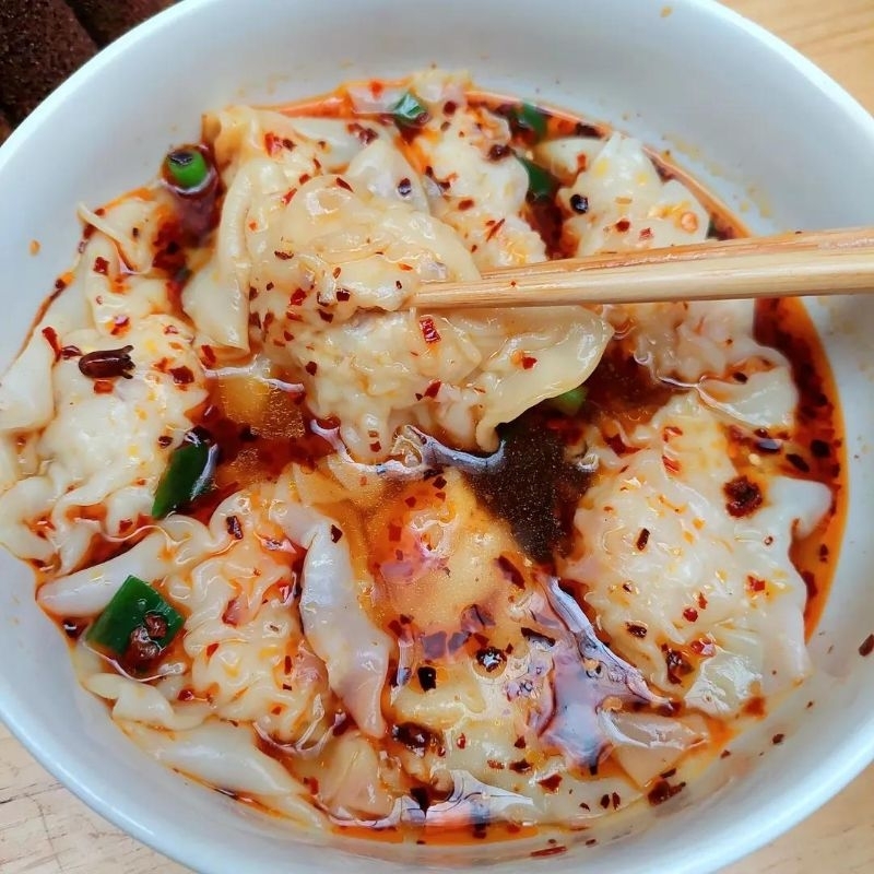 

Pangsit tulang rangu kuah