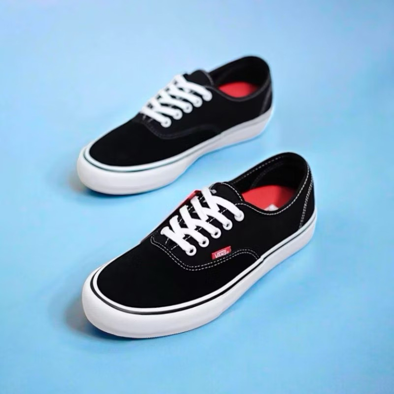 Vans Authentic PRO Shoe Black / White