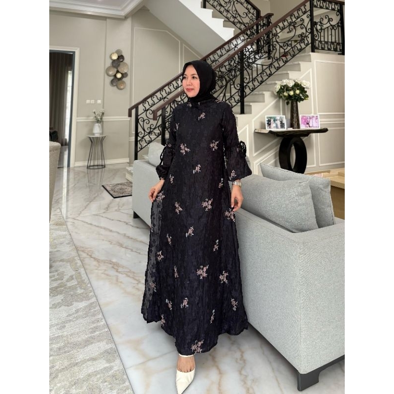 Gamis Malaysia organza salju bordir mix armanisilk ori By Edness Kayla