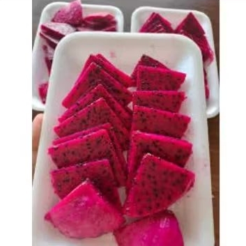 

Buah potong buah naga