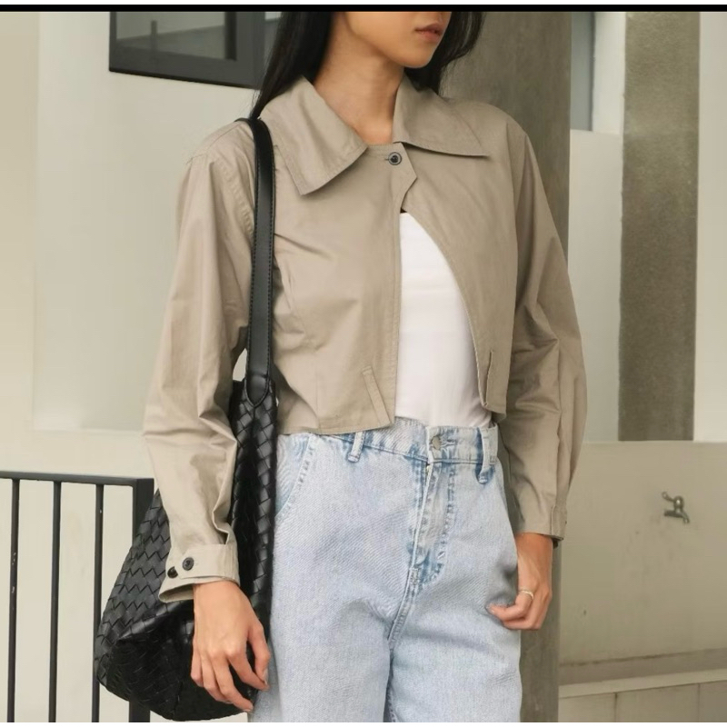 Preloved Outer Claryn the Label