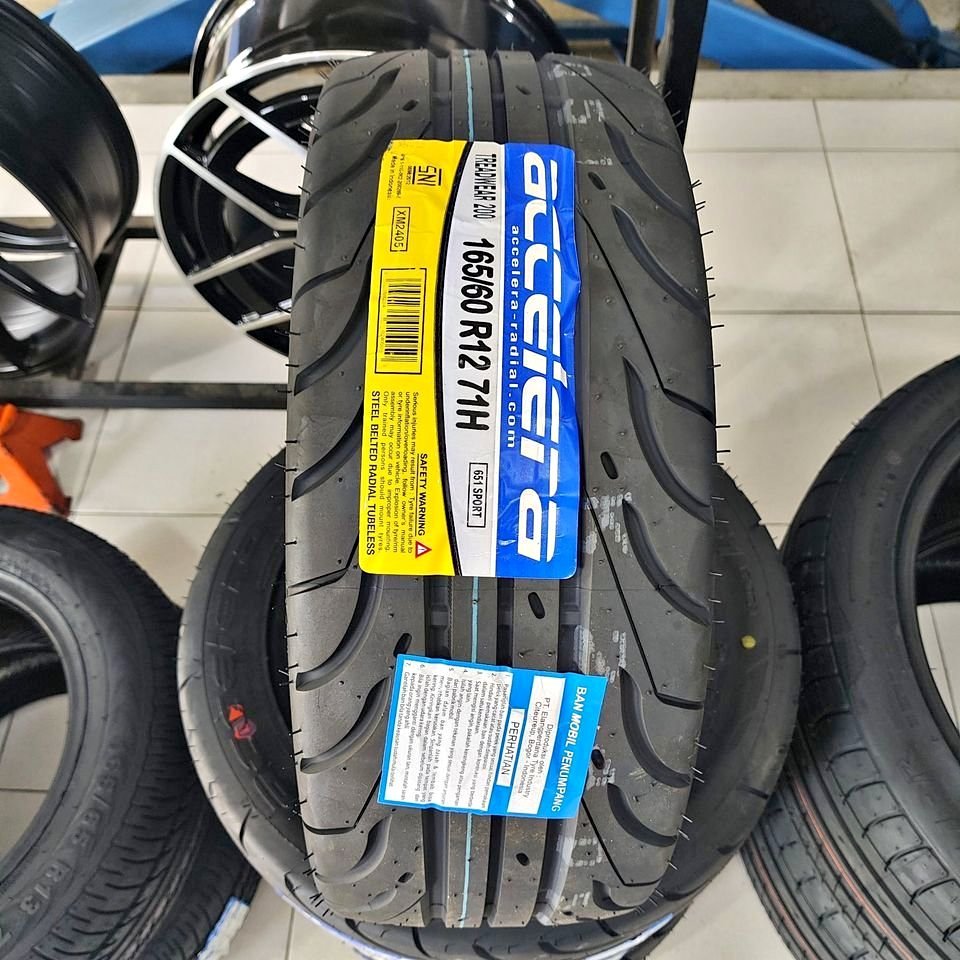 BAN MOBIL TUBLES R12 165 60 ACCELERA 651 SPORT SEMI SLICK BAN RING 12
