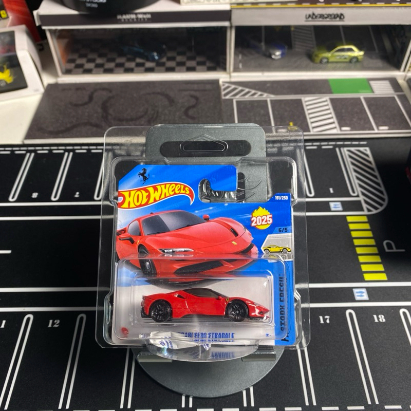 Hot Wheels Ferarri SF90 Stradale Short Card