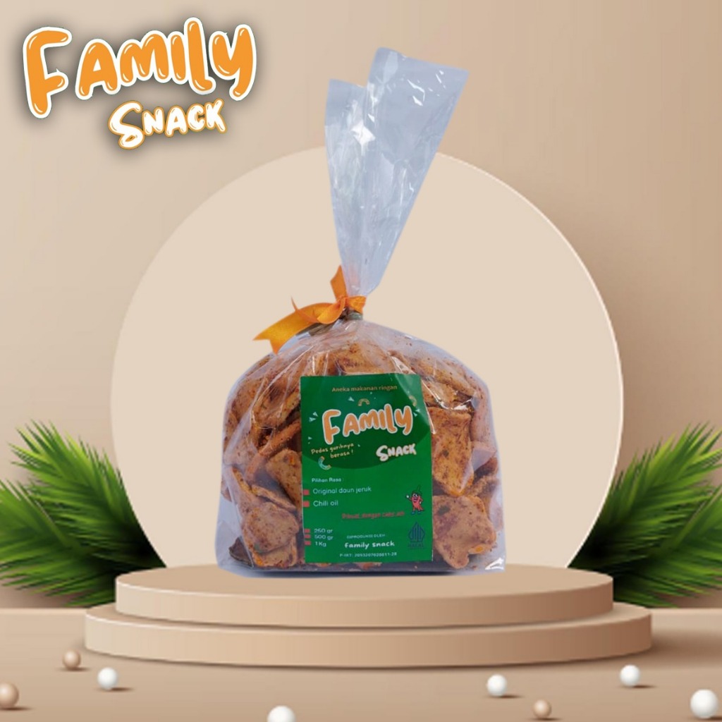 

FAMILY SNACK - Keripik Basreng koin Original Pedas Chili Oil 250gr Gurih Renyah