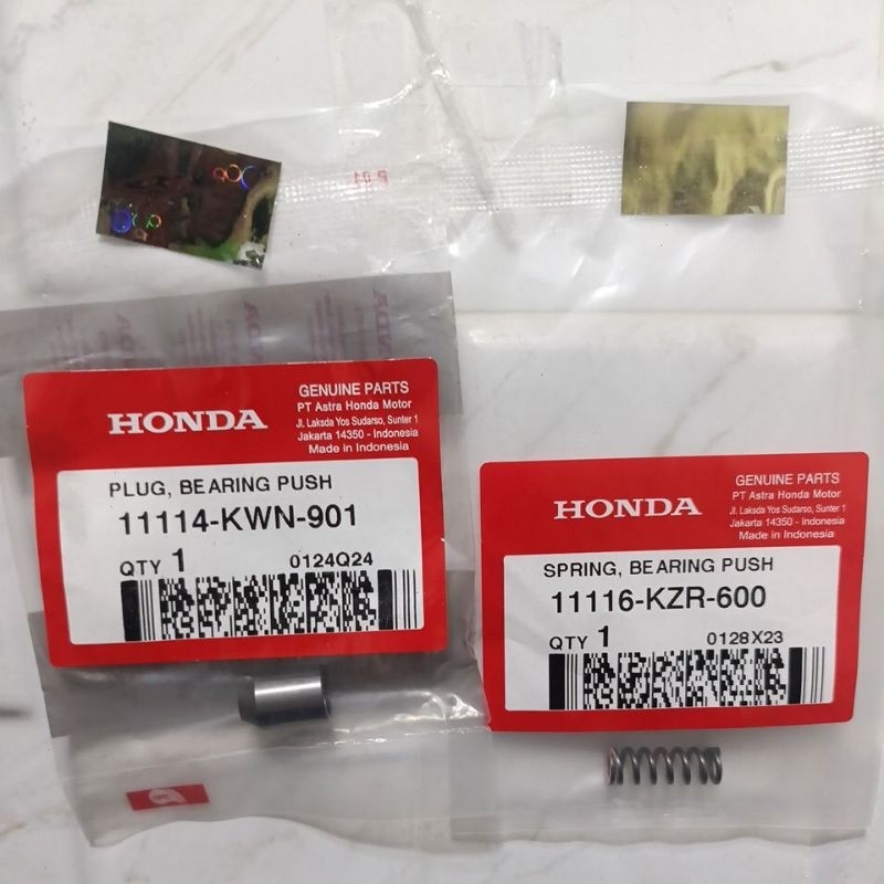 11114 KWN + 11116 KZR plug + spring bearing push VARIO 125 150 PCX original
