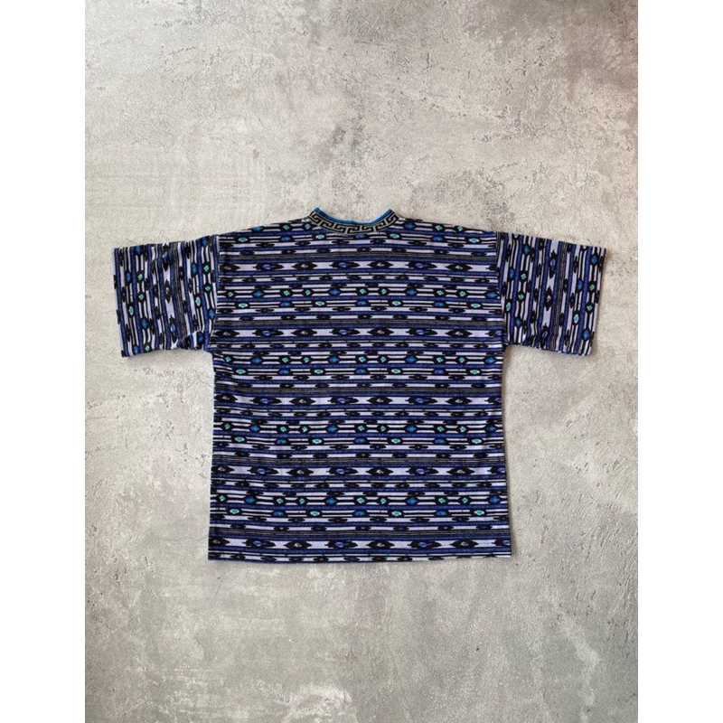 Vintage Aztec T-Shirt look like Stussy & Patagonia