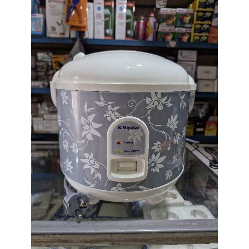 Miyako Rice Cookee MCM 528 / Penanak Nasi Miyako MCM 528