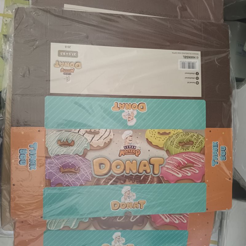

Kardus donat isi 3