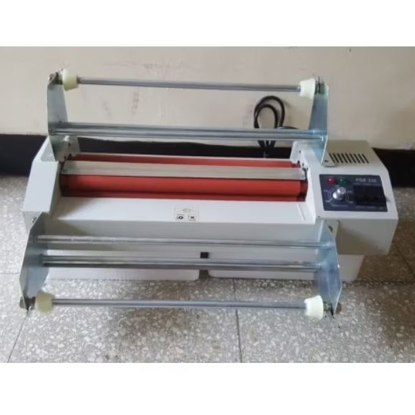 

Mesin Laminasi 2 sisi 2 Holder Laminasi Panas Dingin Roll A3+ Modifikasi 33cm Topas FGK 330 Modified Laminating Machine Topas FGK 330mm
