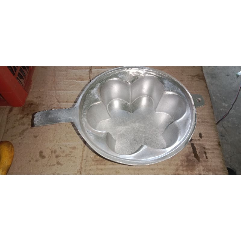 Tuangan bingka / loyang kue bingka tebal