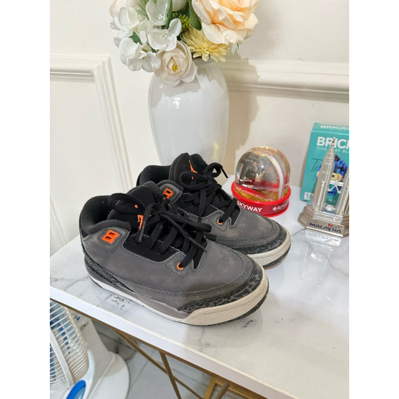 Preloved sepatu Anak Original 100% Jordan