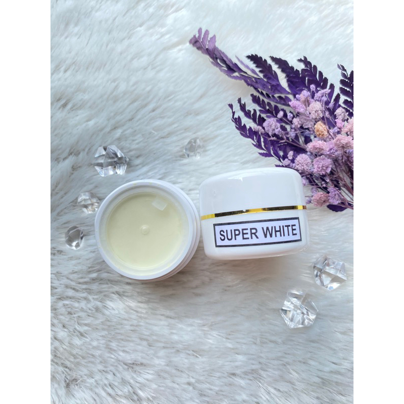 SUPER WHITE NIGHT CREAM / night cream FLEK