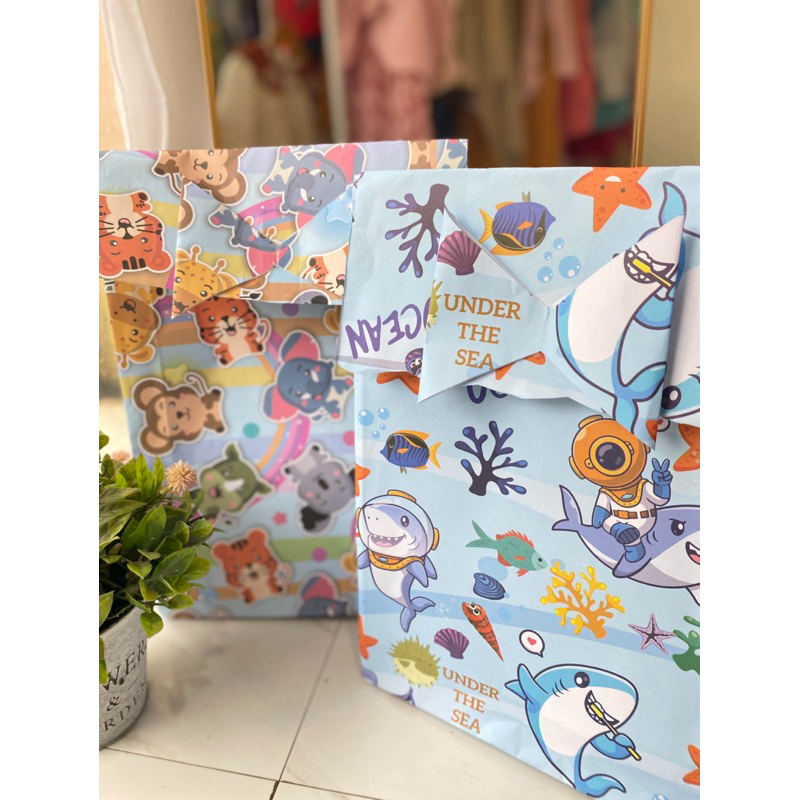 

12pc kertas kado besar instant siap pakai