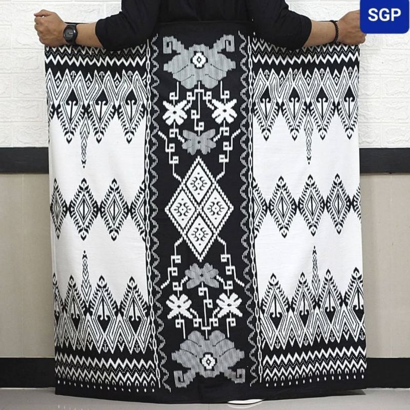 Sarung Batik Hitam Putih Premium Pria Dewasa