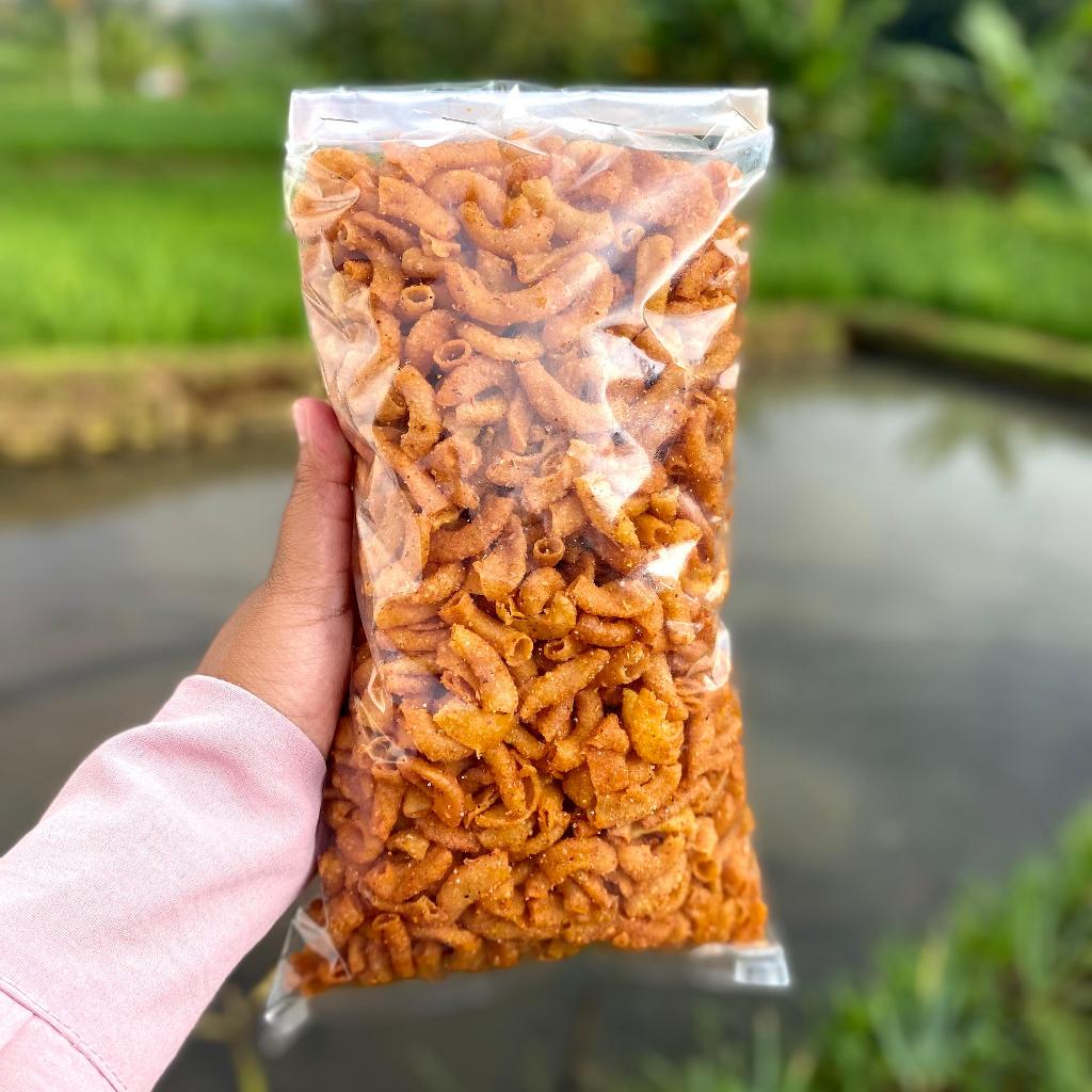 

Makaroni Pedas Kriuk 500gr – Renyah Gurih Teman Nonton | Mutiara Jaya